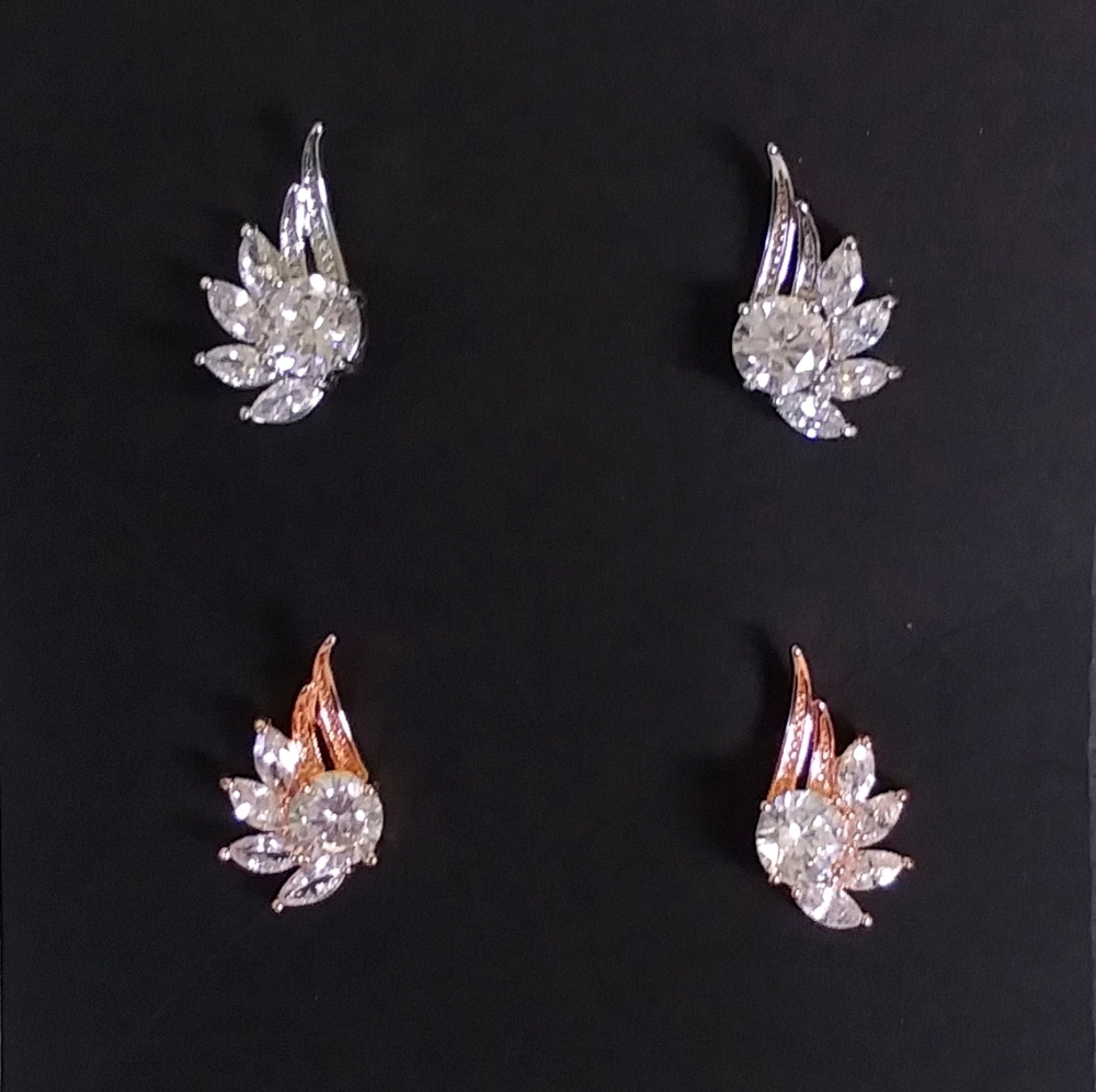 *2 pairs* Angel wing stud earrings